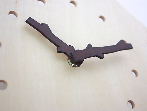 Hanging%20Monkey%20Clock%20-%2003.jpg_960.jpeg